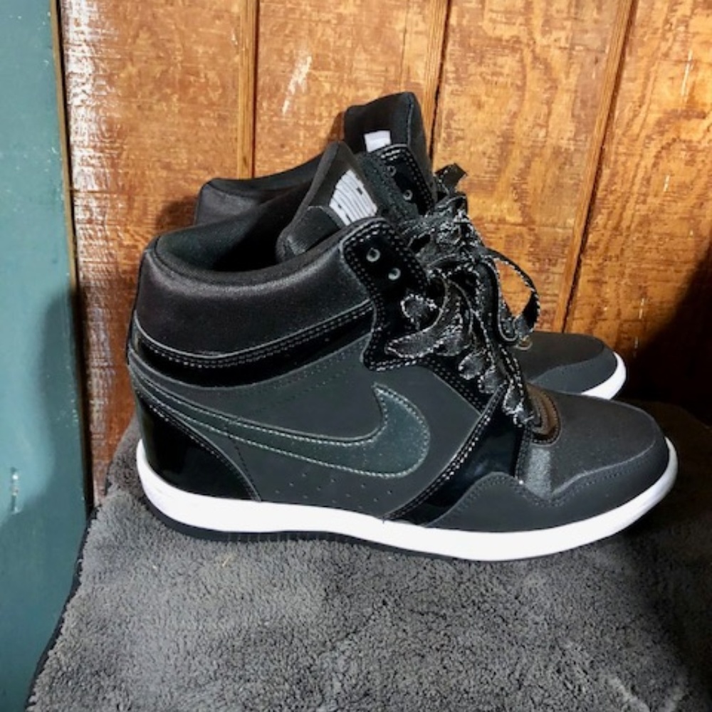 Nike Force Sky High Hidden Wedge Sneaker Size 8.5